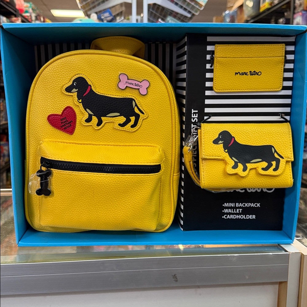 Marc Tetro yellow dash hound  Print Backpack, Wallet, and Cardholder Set NEW